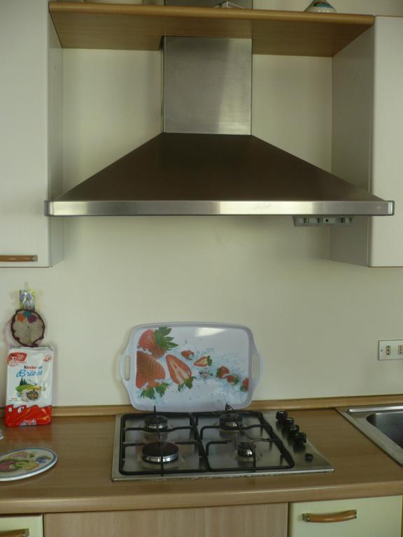 Appartamento Michela Brenzone sul Garda Quarto foto